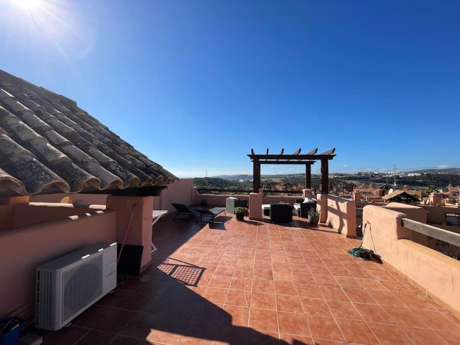 Schoenes Penthouse Mit Meerblick Pura Vida Bahia de Casares 외부 사진